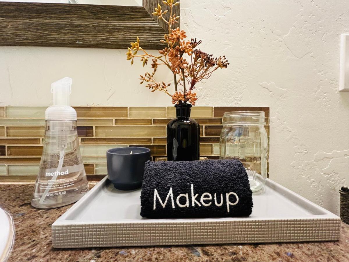 Home Sweet Idahome, Feels Like Home With All The Decor You Wish You Could Afford King Bed In Master, Fully Fenced Dog Friendly Yard, A Few Blocks From Bsu And Downtown Boise, Your Perfect Stay! Exteriör bild